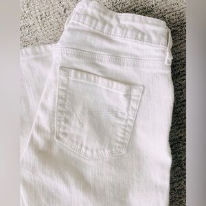 Bullhead skinniest white jean pants